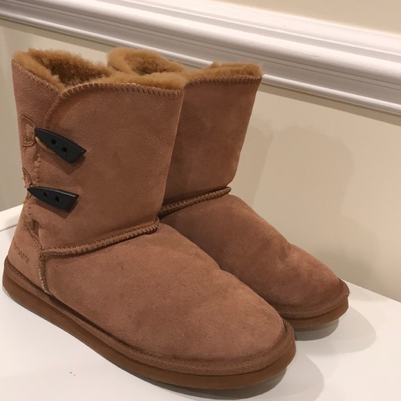 Groove boots (look like uggs) - Picture 3 of 7